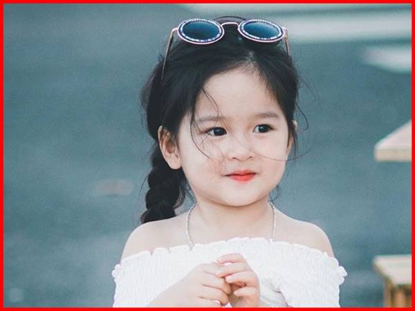 Thấy bé gái lại mang đến dự báo trước gì