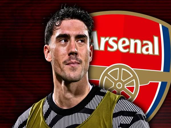 Chuyển nhượng tối 25/10: Arsenal có ấn tượng với Dusan Vlahovic